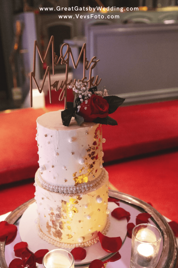Great Gatsby Wedding Cake & Cake Topper